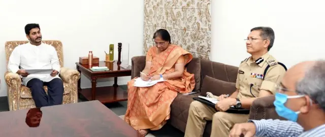 జగన్ సమీక్ష