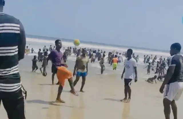 Ghana pipo go dema beach
