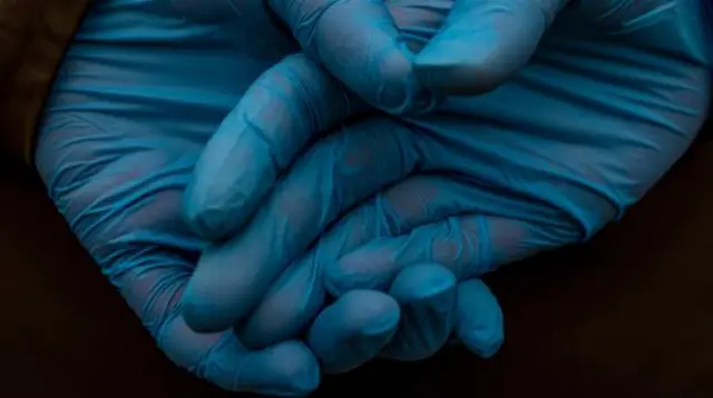 Glove