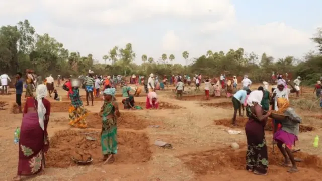 ఉపాధి హామీ పనులు