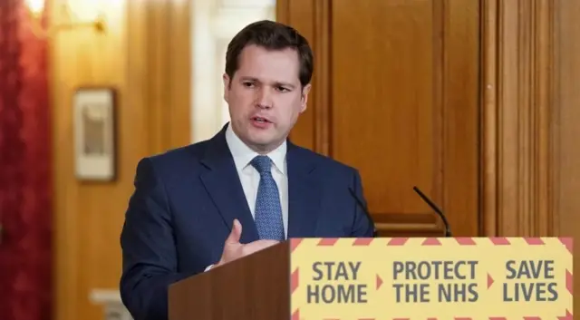 ब्रिटेन के सामुदायिक मामलों के मंत्री रॉबर्ट जेनरिक