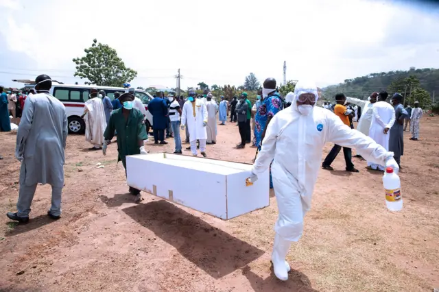 Yadda aka yi Jana'izar Abba Kyari