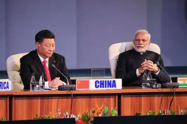 मोदी चाइना