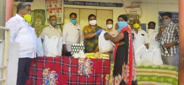 రోజాపై విమర్శలు