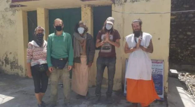 विदेशी