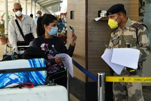 منظمة الصحة العالمية حول "جوازات المناعة" ضد كورونا": فكرة غير ذات جدوى