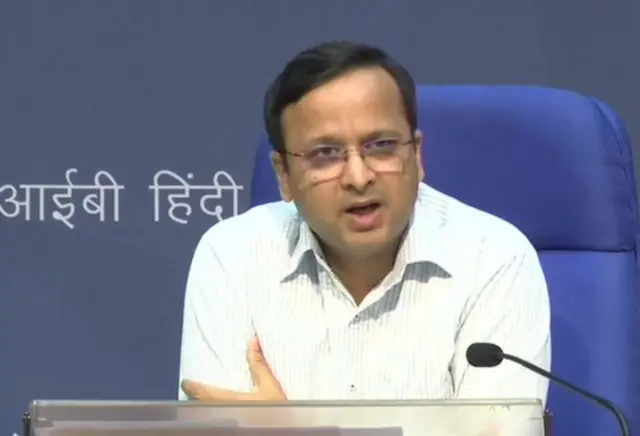 लव अग्रवाल