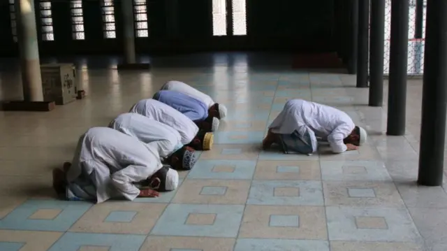 mosque