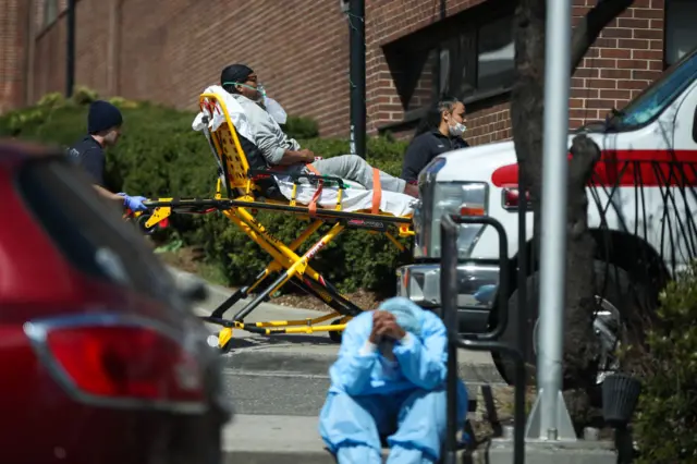 New York'ta bir koronavirüs hastası