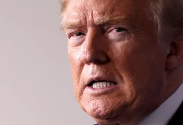 डोनाल्ड ट्रंप