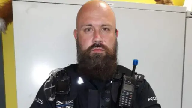 पुलिस ऑफ़िसर एंथनी ब्रिस