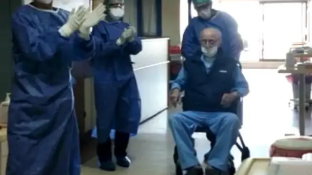İzmir'de 95 yaşındaki hasta taburcu oldu