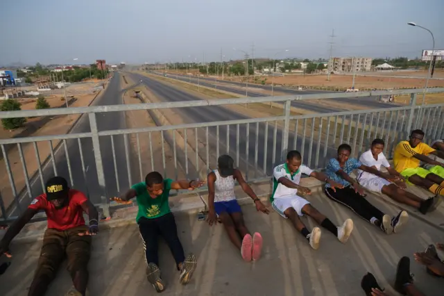 Yadda hana fita ya sa mutane motsa jiki a Abuja