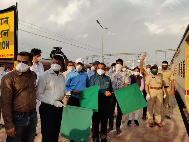 पुण्याहून सुटलेली ट्रेन