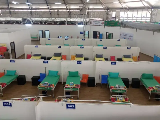Hospital beds inside di facility