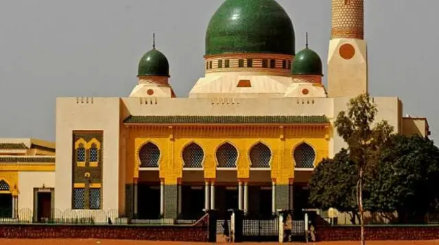 Nijeer uggura sochii labsitee turte laaffisaa jirti.