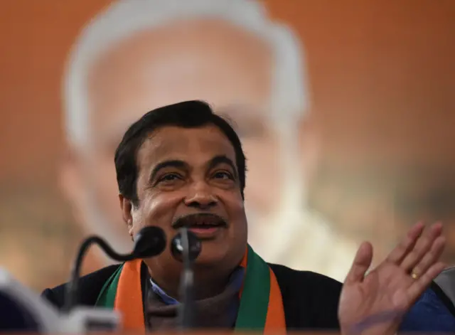 நிதின் கட்கரி