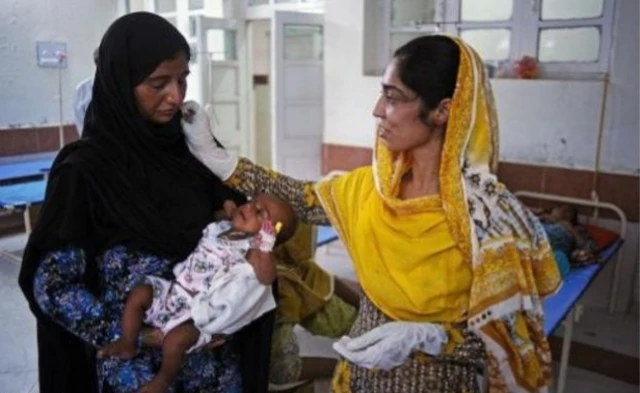 کیا دیہی پاکستان کورونا کے ممکنہ مریضوں سے نمٹ سکتا ہے؟