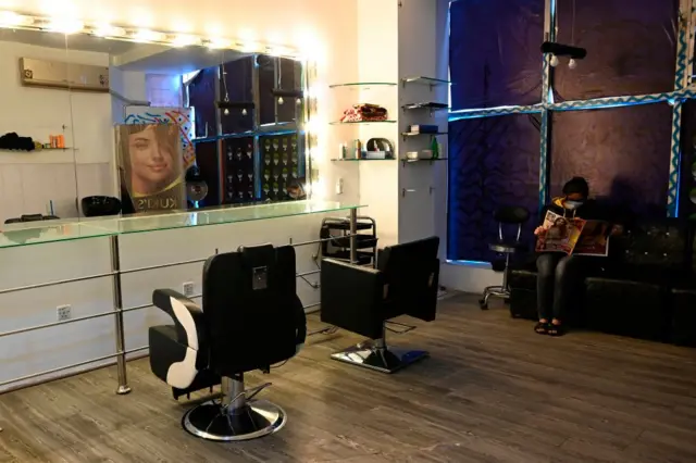 Salon
