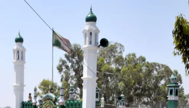 ভারতে শব্দদূষণ নিয়ন্ত্রণ নিয়ম অনুযায়ী মসজিদে মাইক ব্যবহারের অনুমতি নিতে হয়
