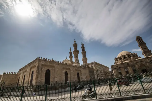 الأزهر