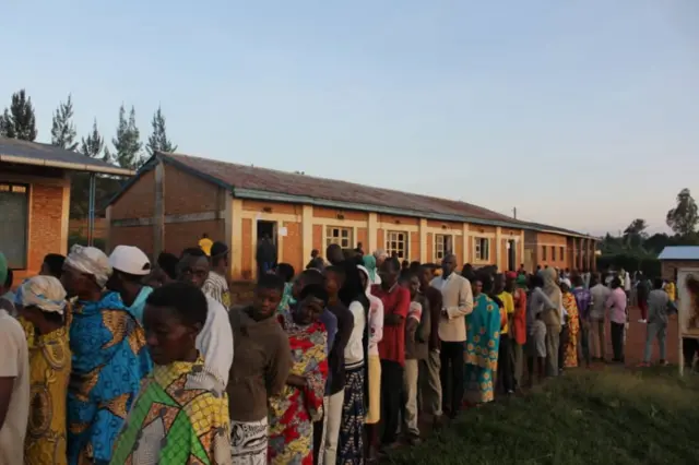 Abatonze ku matora muri iki gitondo kuri Ecofo Kanyinya muri komine Kirundo y’intara ya Kirundo