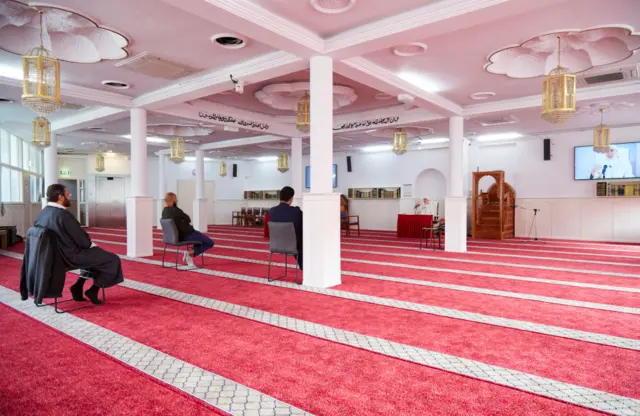 Hollanda'da bir camii