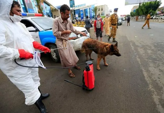 Yemen'de dezenfekte çalışması