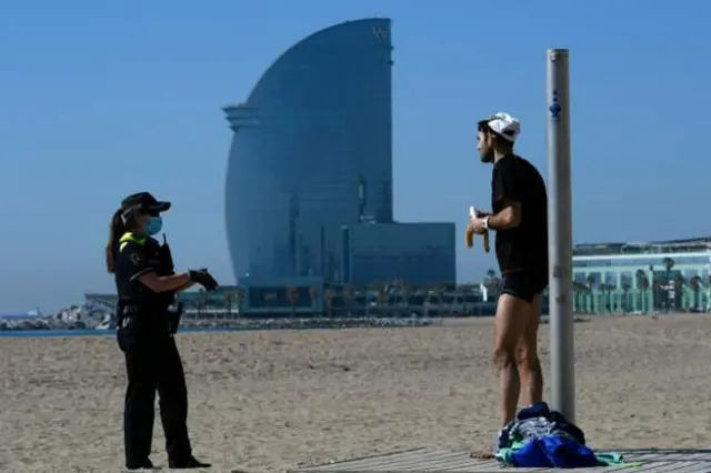 ਸਪੇਨ ਵਿੱਚ ਸੈਲਾਨੀ