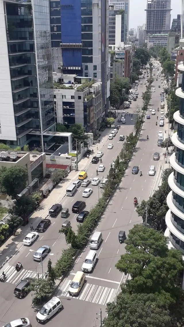 a street in dhaka