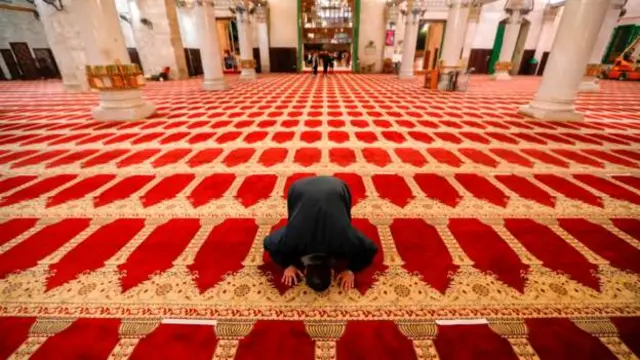 mosque