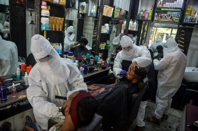 सिलीगुड़ी में खुला सलून