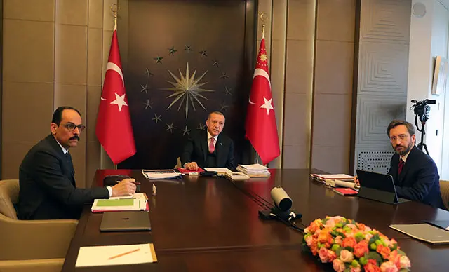 Cumhurbaşkanlığı Sözcüsü İbrahim Kalın, Cumhurbaşkanı Recep Tayyip Erdoğan ve İletişim Başkanı Fahrettin Altun
