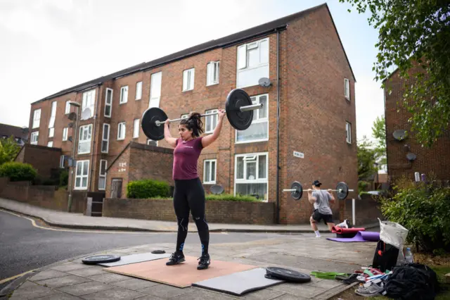 کراس فِٹر ایلینا ڈیمو