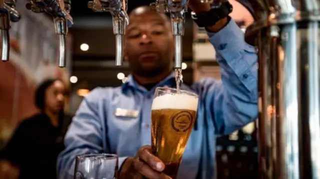 ደቡብ ኣፍሪቃ ኣብዚ እዋን ባራት ተዓጽየን ኣለዋ