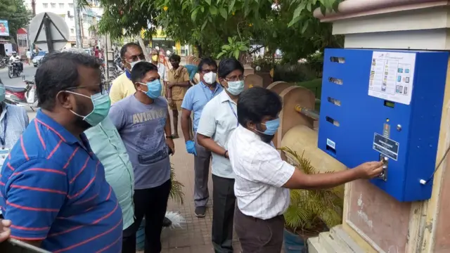 Automatic Mask vending machine