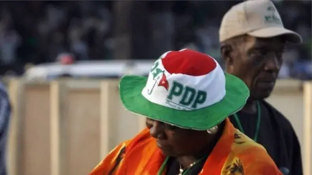 Masana siyasa sun ce ce-ce-ku-ce tsakanin PDP da APC zai amfani 'yan Najeriya