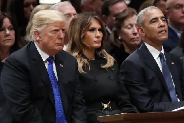 Trump da Obama