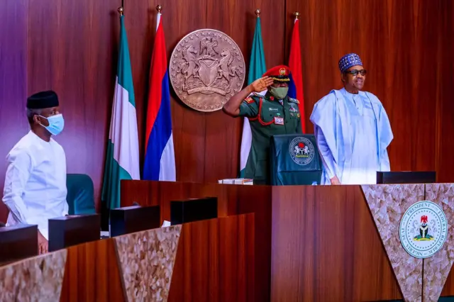 Onyeisiala Muhammadu Buhari na osote ya bụ Yemi Osinbajo