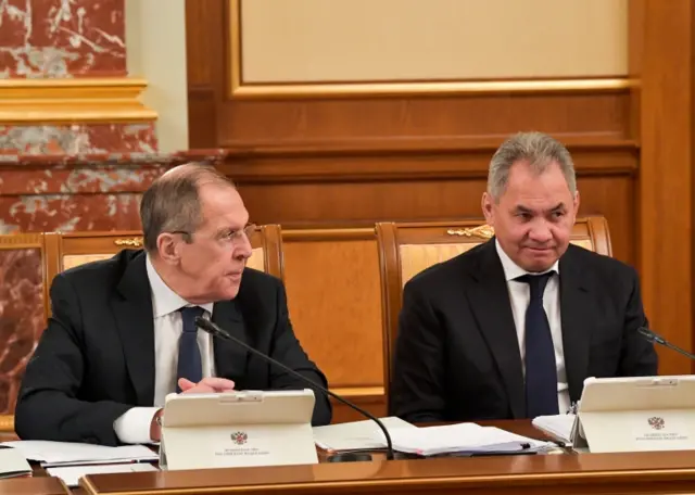 Rusya Dışişleri Bakanı Sergey Lavrov ve Savunma Bakanı Sergey Şoygu