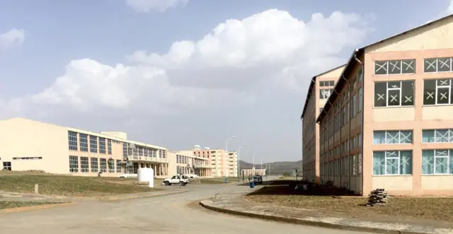 ኣክሱም