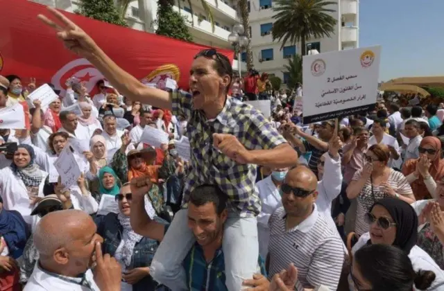 Hakiimota Tunisiyaa mormiitti jiran