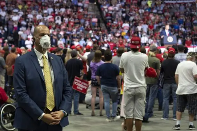 Duula na filadhaa Tiraamp