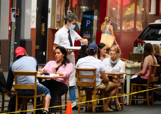 रेस्टॉरेंट