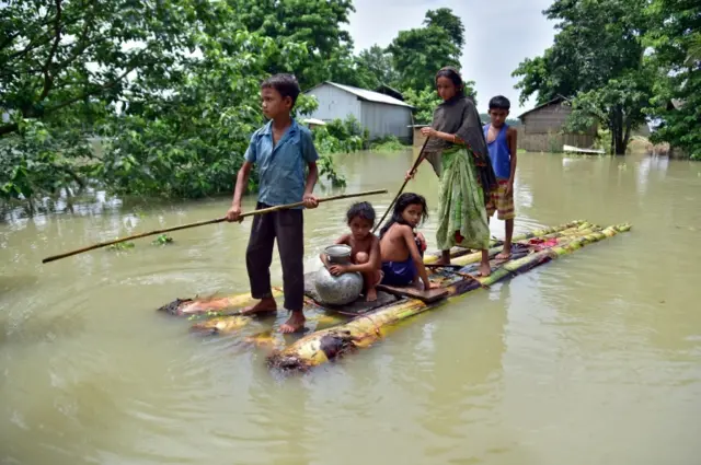 असम