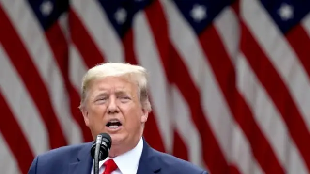 डोनाल्ड ट्रंप