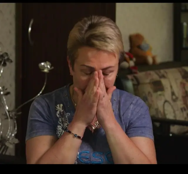 የምታለቅስ ሴት