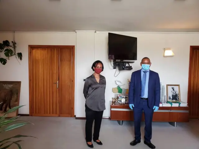 ሊያ ታደሰ ምስ ደብረጽዮን ገብረሚካኤል