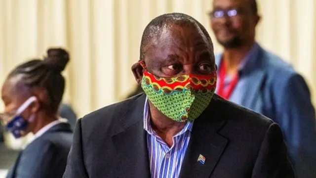 दक्षिण अफ्रीका के राष्ट्रपति सिरिल रामफोसा