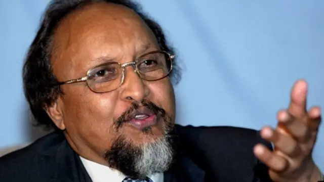 Xasan Abshir ayaa dowladihii kala duwanaa ee Soomaaliya ka soo qabtay xilal kala duwan